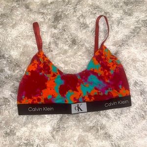 Calvin Klein Sports Bra